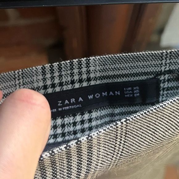 Zara plaid skirt - Picture 3 of 3